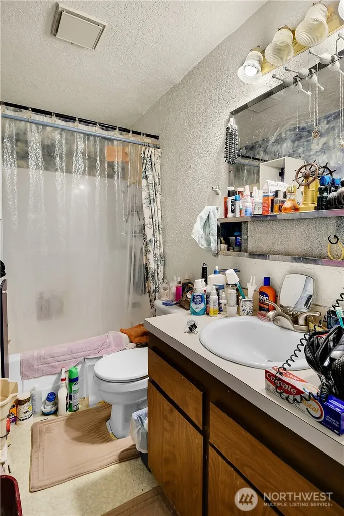 8015 196th Street SW Edmonds WA 98026