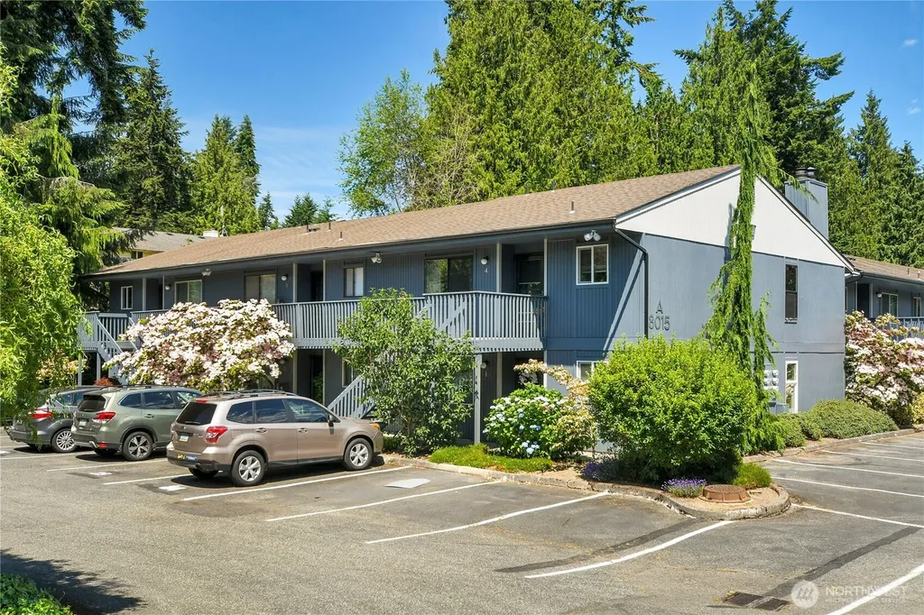 8015 196th Street SW Edmonds WA 98026