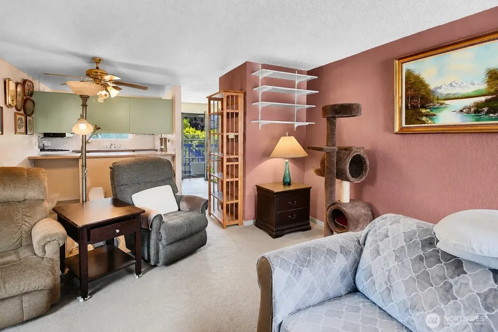 8015 196th Street SW Edmonds WA 98026