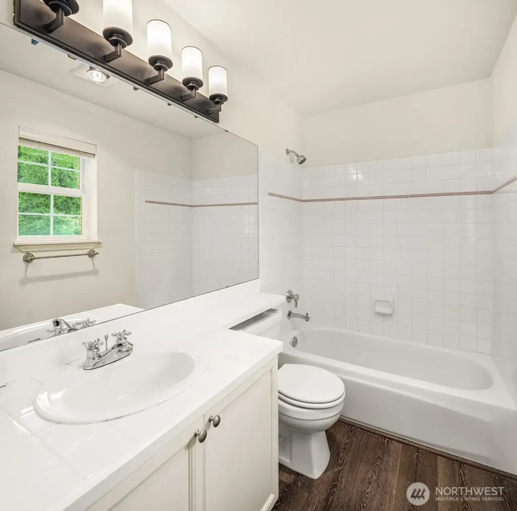 12113 NE 172nd Place Bothell WA 98011