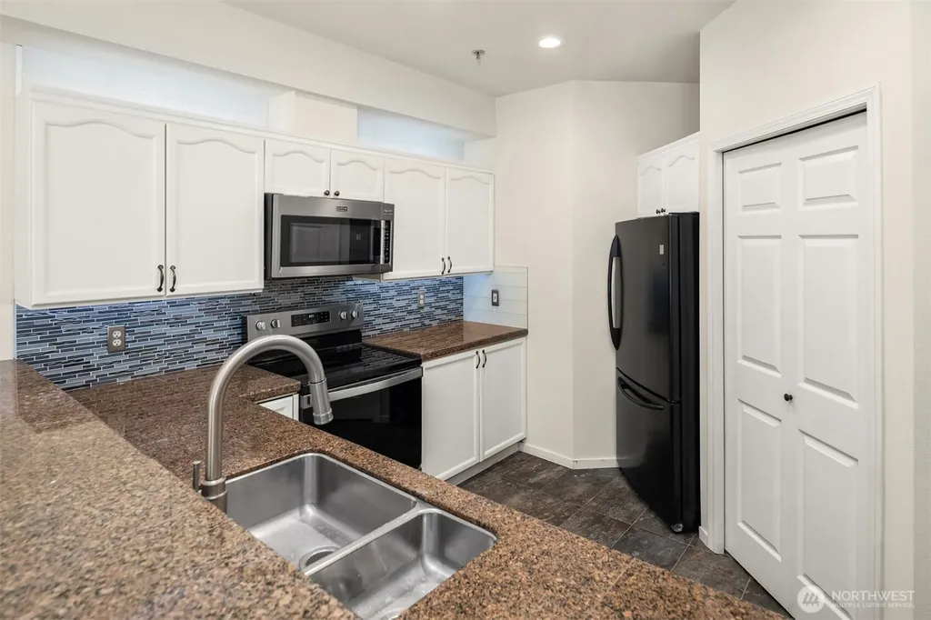 12113 NE 172nd Place Bothell WA 98011