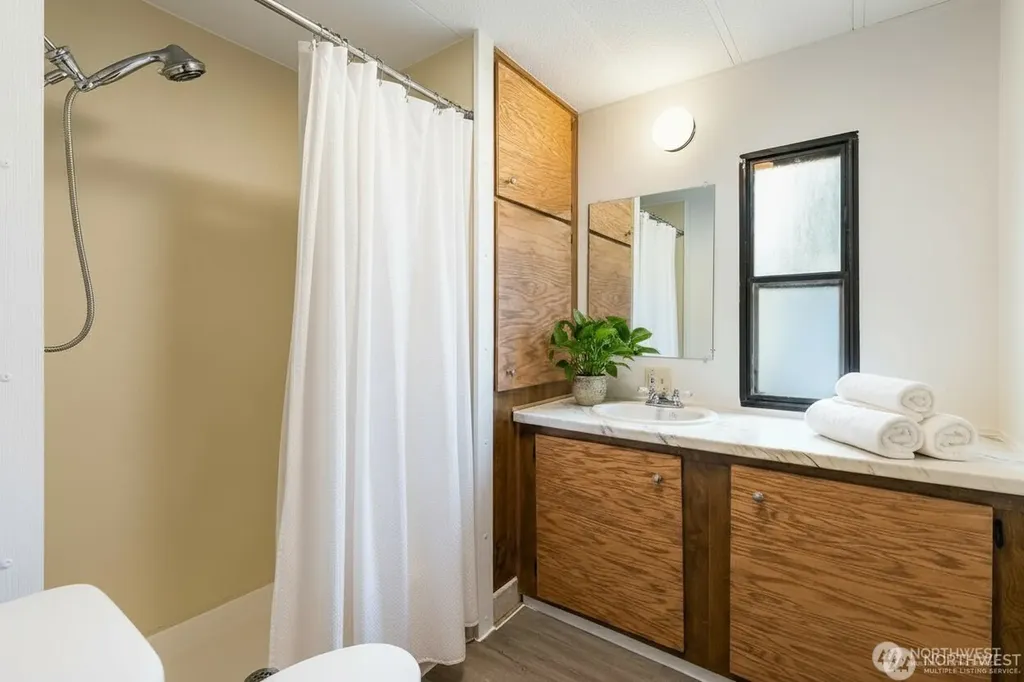 2240 Peace Portal Drive Blaine WA 98230