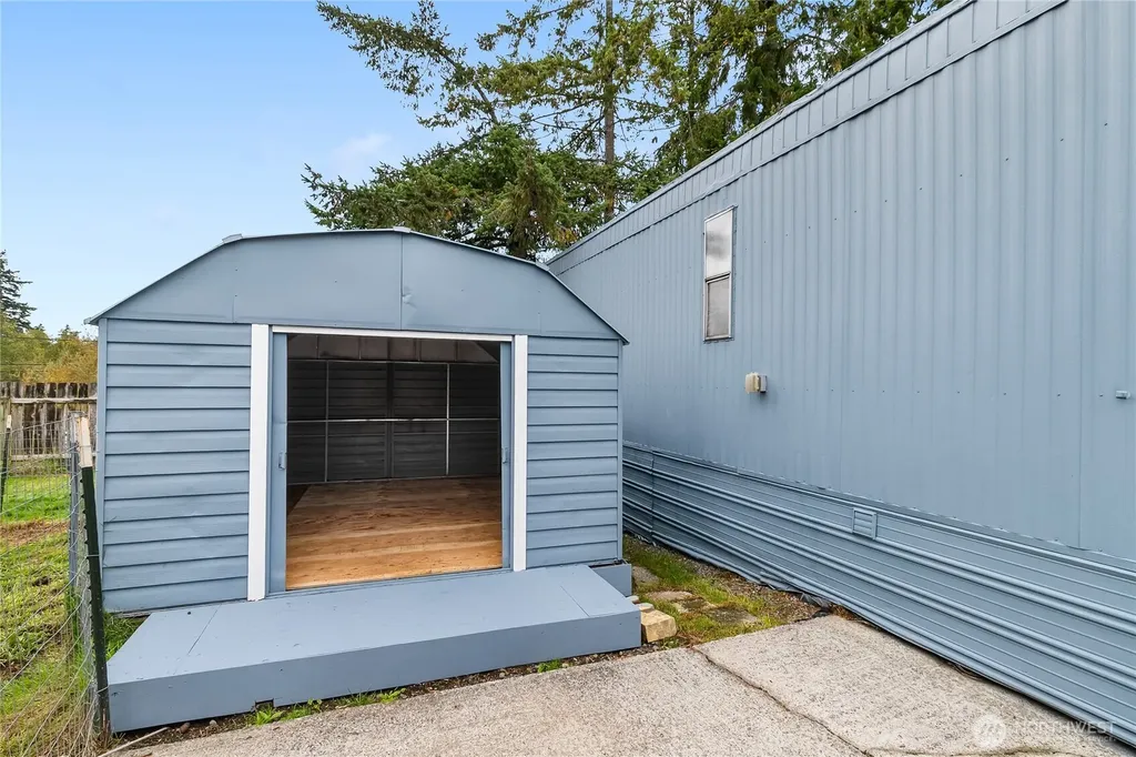 2240 Peace Portal Drive Blaine WA 98230