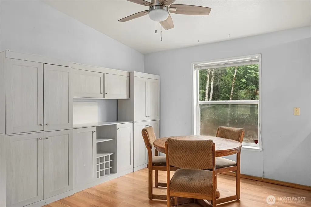 50 SE Fuchsia Avenue Shelton WA 98584