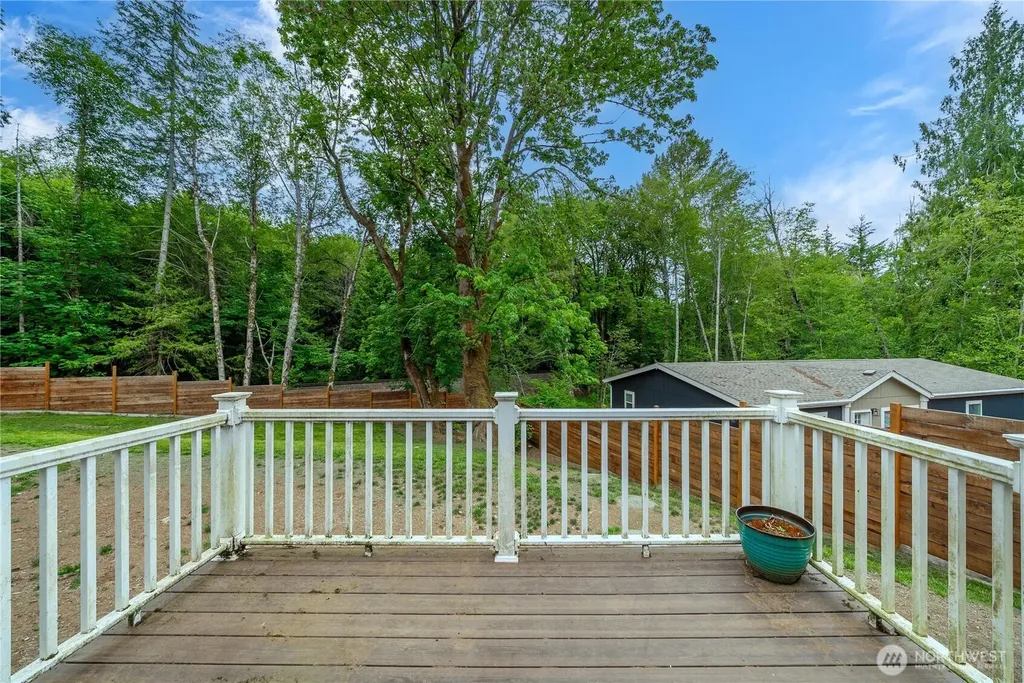 50 SE Fuchsia Avenue Shelton WA 98584
