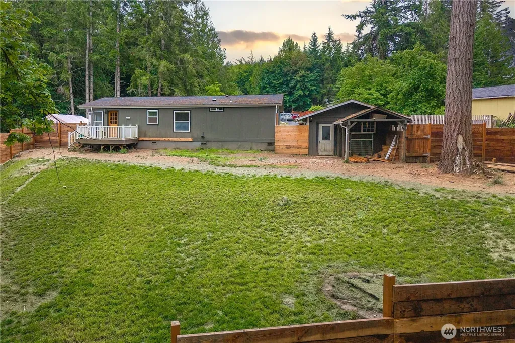50 SE Fuchsia Avenue Shelton WA 98584