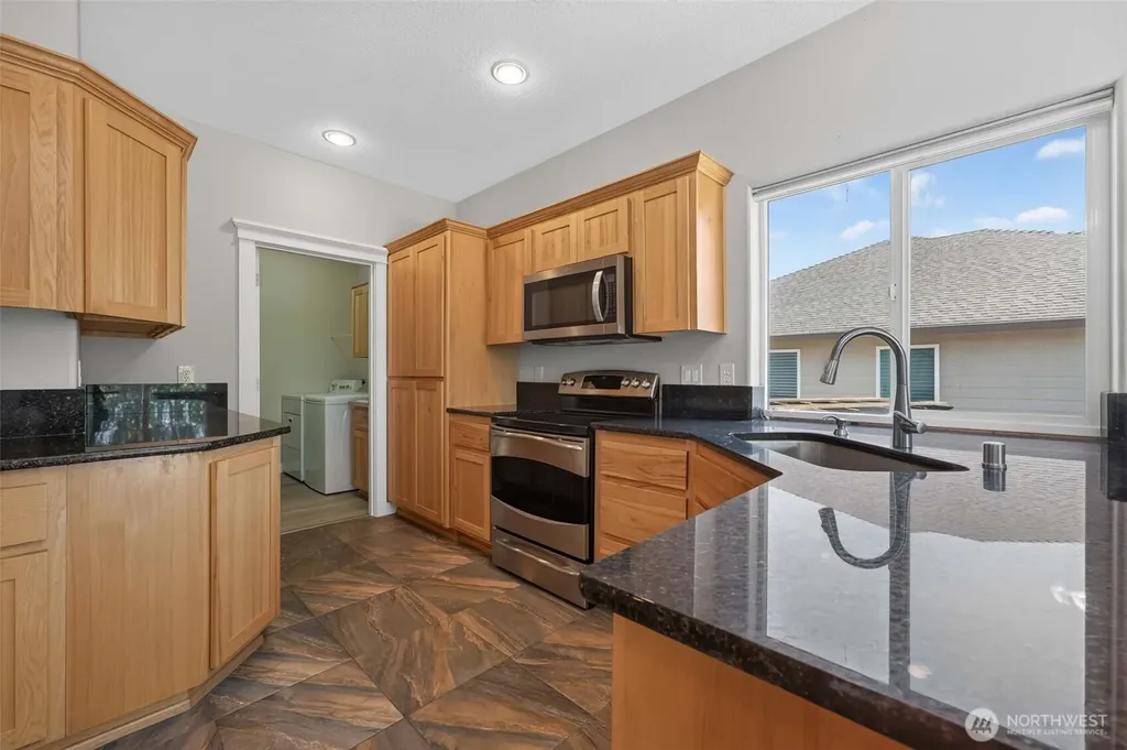 722 E 18th Street La Center WA 98629