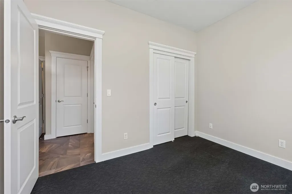 722 E 18th Street La Center WA 98629