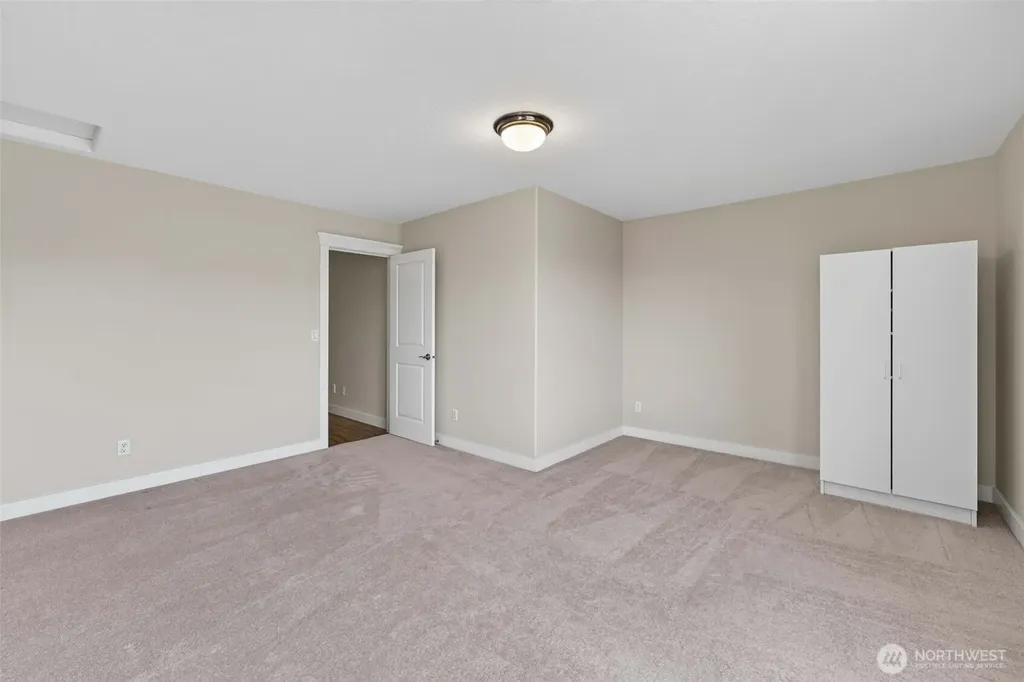 722 E 18th Street La Center WA 98629