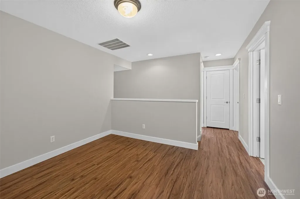 722 E 18th Street La Center WA 98629