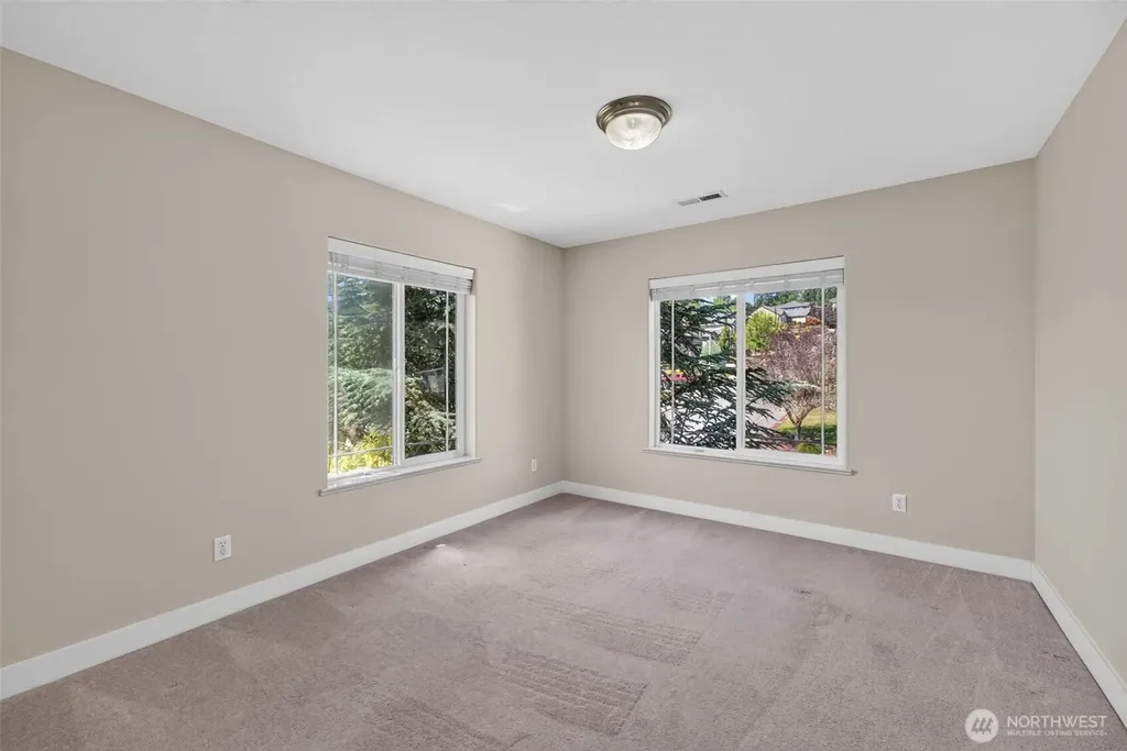 722 E 18th Street La Center WA 98629