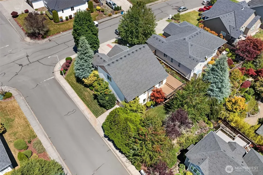 722 E 18th Street La Center WA 98629