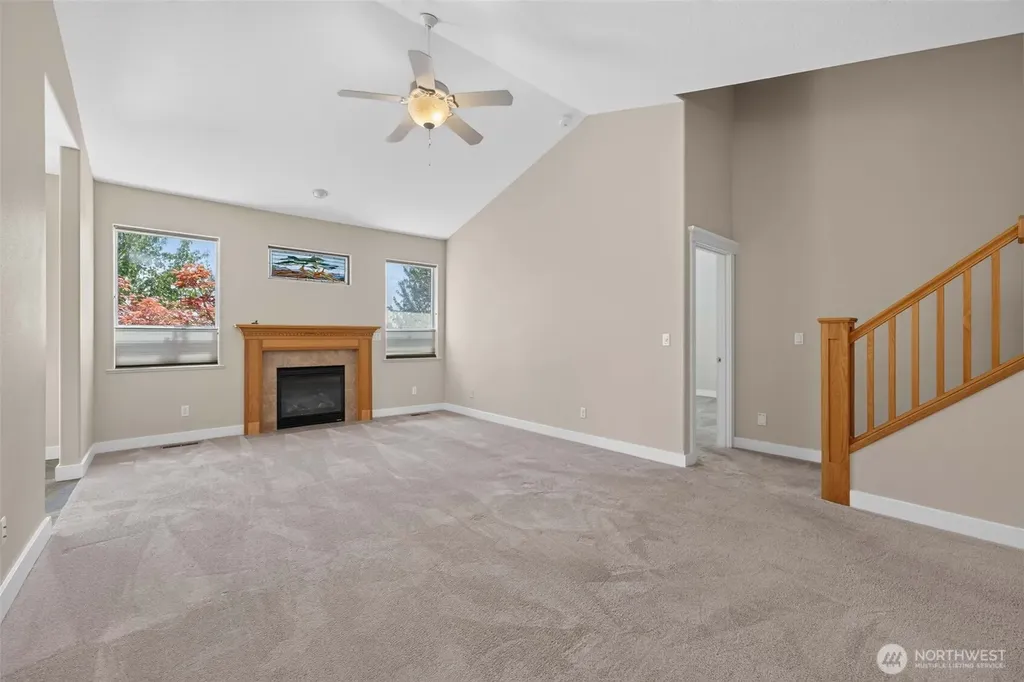 722 E 18th Street La Center WA 98629