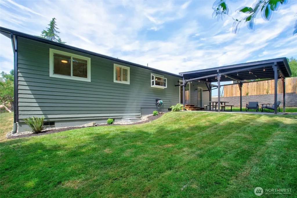 5986 Sunshine Drive Ferndale WA 98248