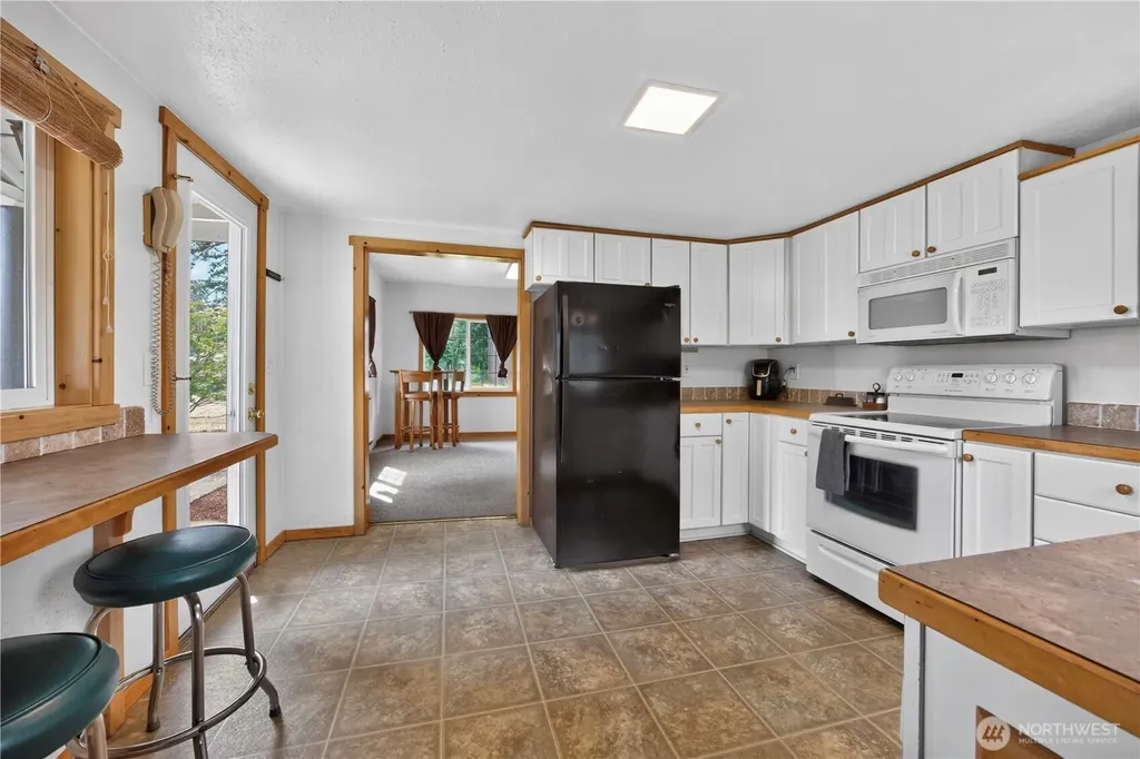 23617 Orting Kapowsin Highway E Graham WA 98338