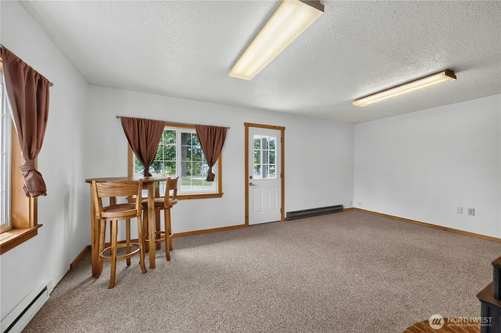 23617 Orting Kapowsin Highway E Graham WA 98338