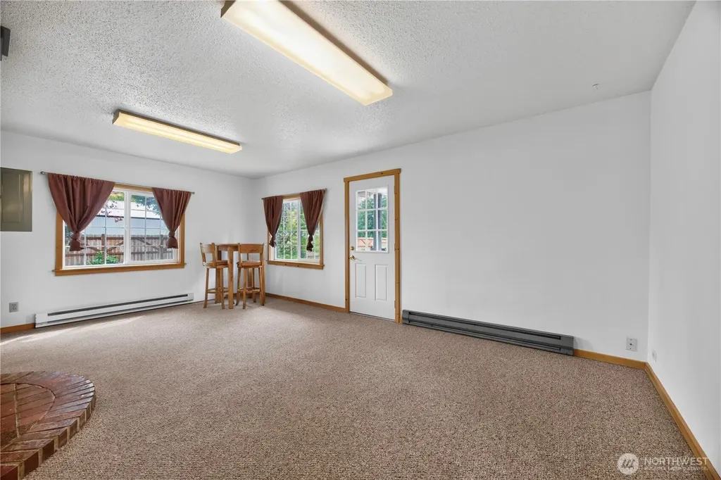 23617 Orting Kapowsin Highway E Graham WA 98338