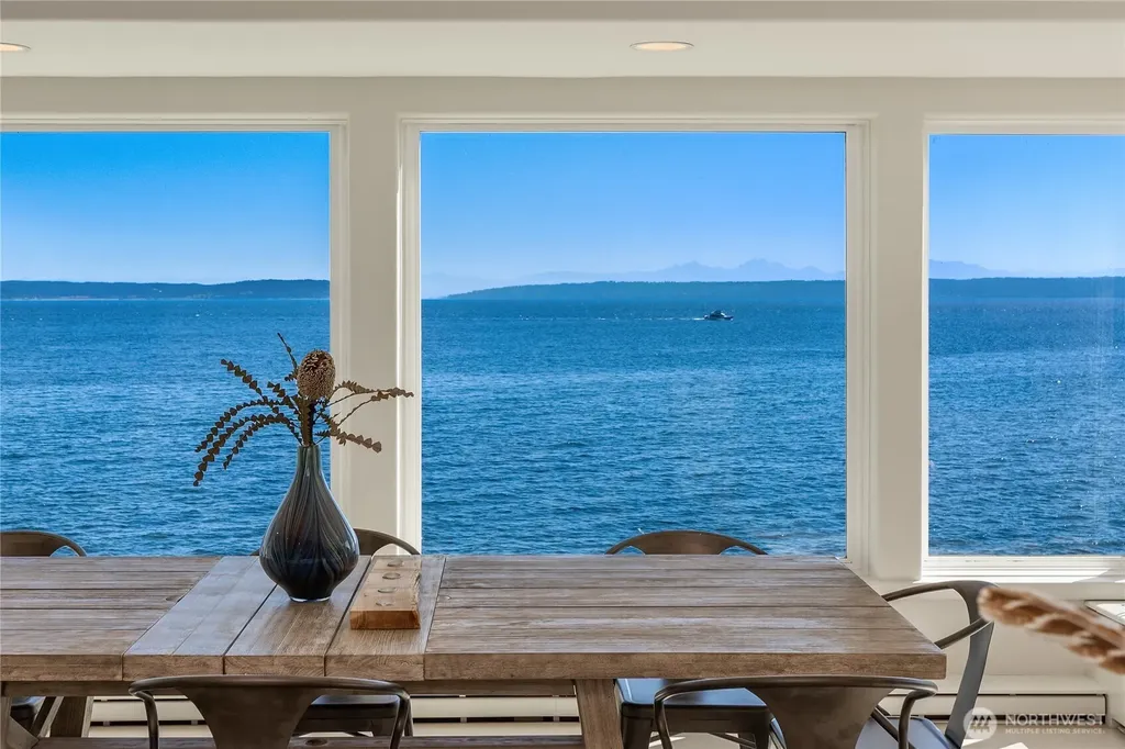 27865 Sandy Beach Lane NE Kingston WA 98346