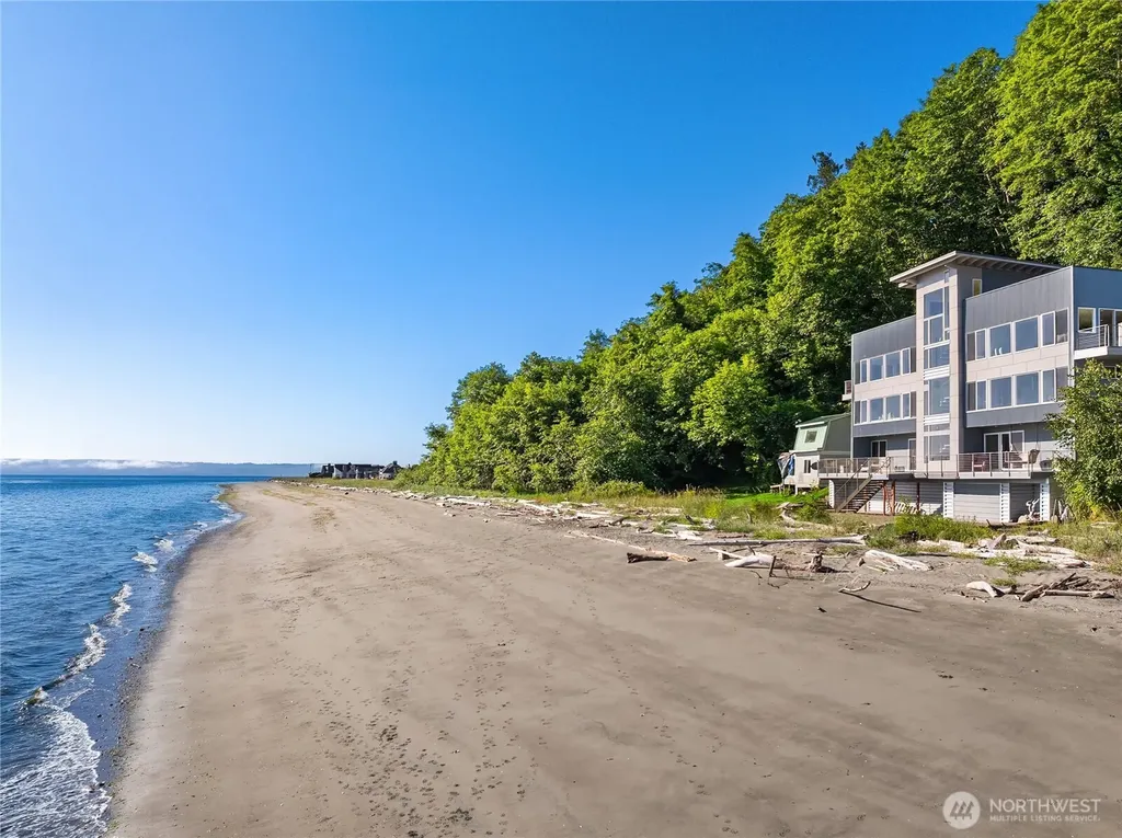 27865 Sandy Beach Lane NE Kingston WA 98346