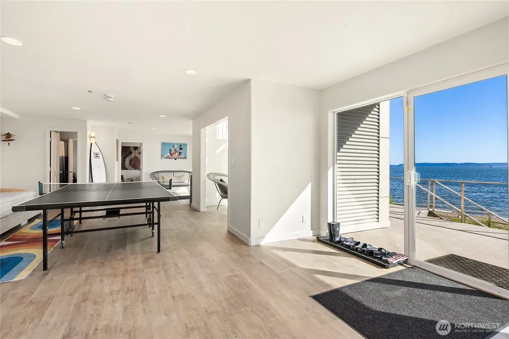 27865 Sandy Beach Lane NE Kingston WA 98346