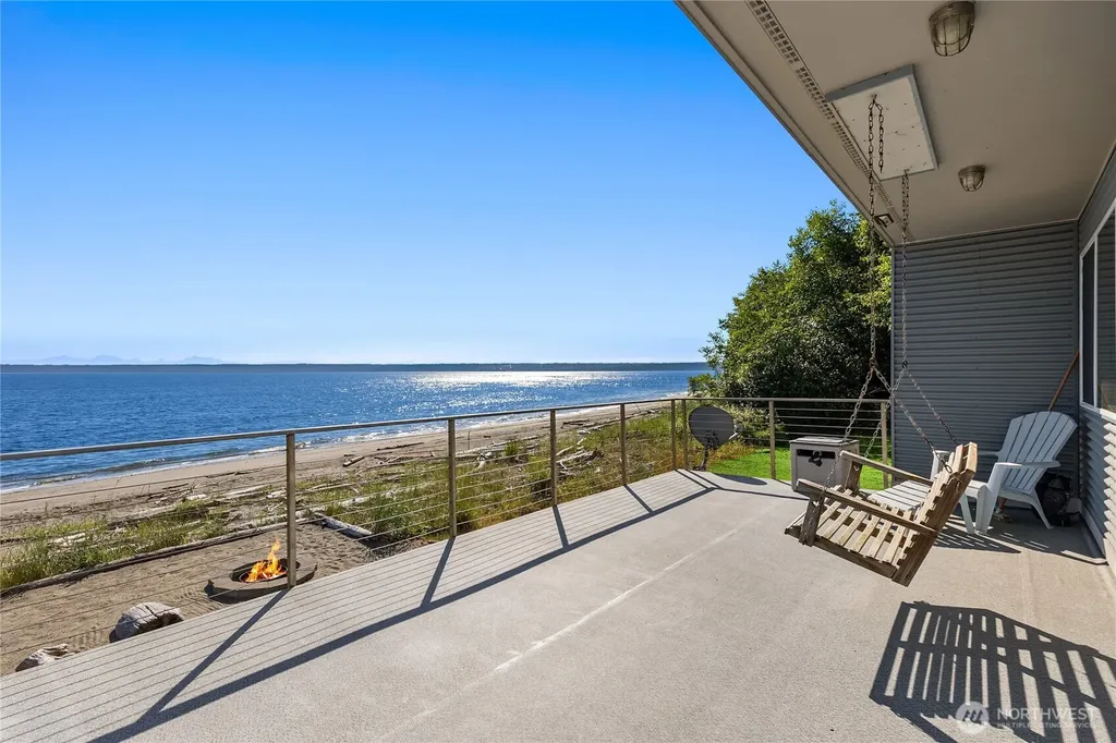 27865 Sandy Beach Lane NE Kingston WA 98346