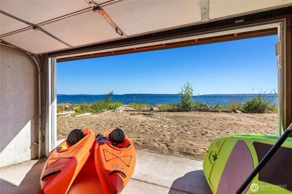 27865 Sandy Beach Lane NE Kingston WA 98346