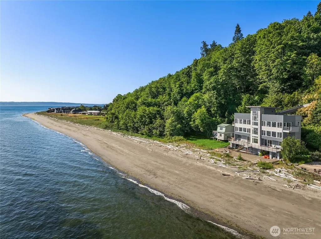 27865 Sandy Beach Lane NE Kingston WA 98346