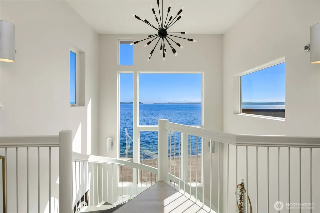 27865 Sandy Beach Lane NE Kingston WA 98346