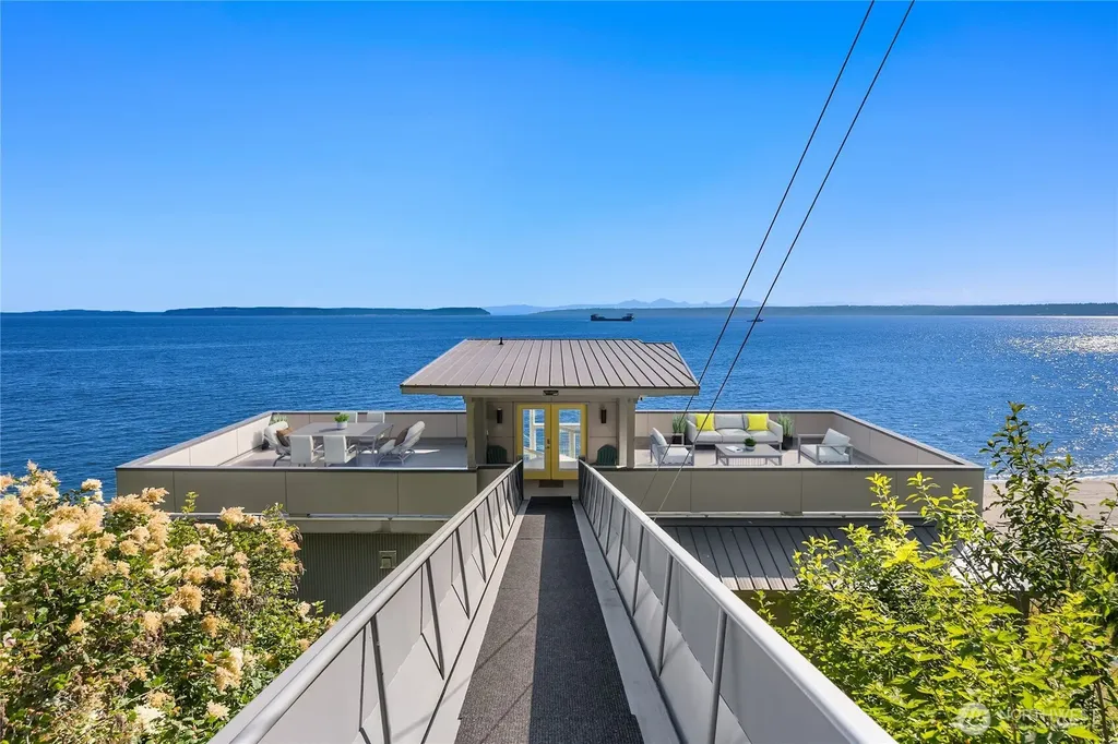 27865 Sandy Beach Lane NE Kingston WA 98346