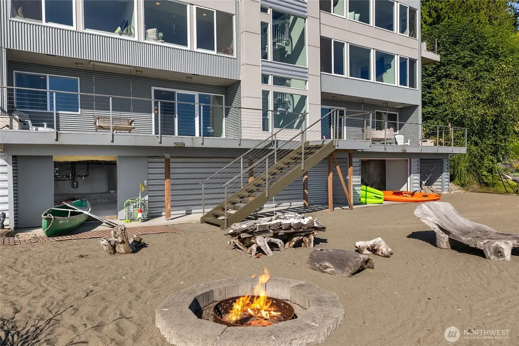 27865 Sandy Beach Lane NE Kingston WA 98346