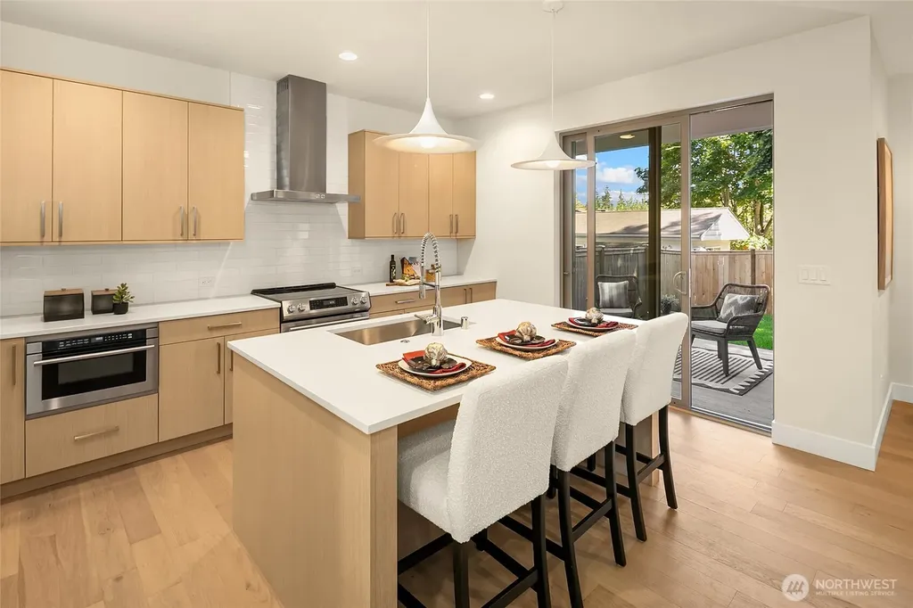 13121 NE 103rd Place Kirkland WA 98033