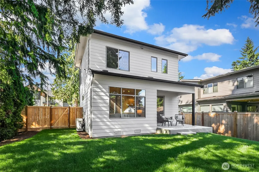 13121 NE 103rd Place Kirkland WA 98033