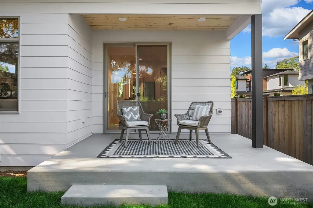 13121 NE 103rd Place Kirkland WA 98033