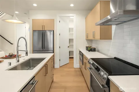 13121 NE 103rd Place Kirkland WA 98033