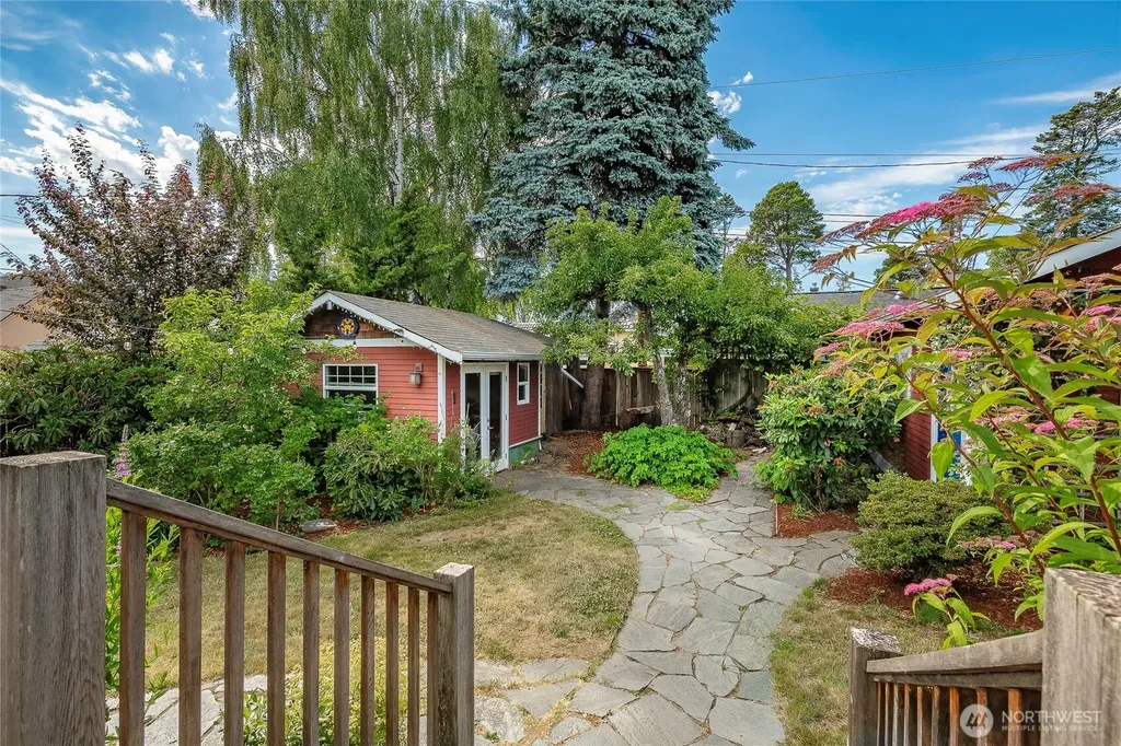 2817 Broadway Bellingham WA 98225