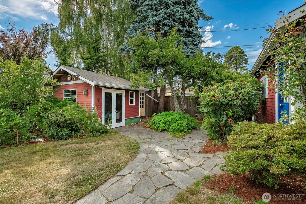 2817 Broadway Bellingham WA 98225