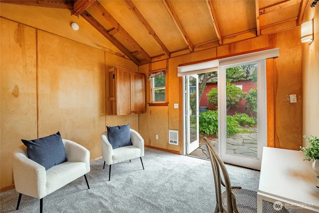 2817 Broadway Bellingham WA 98225