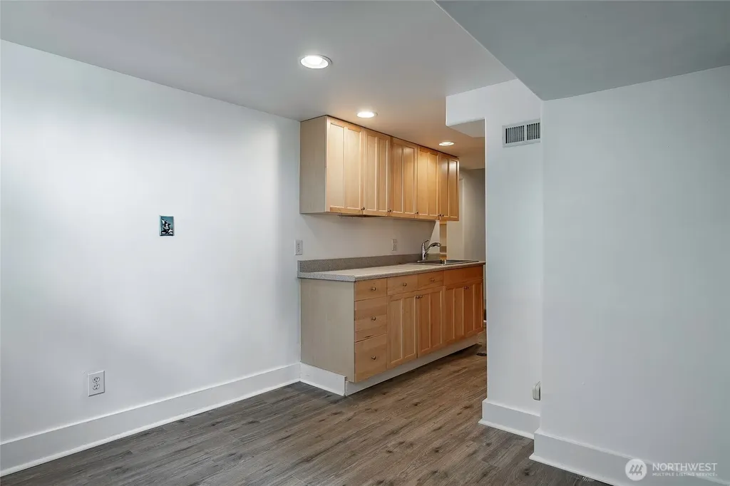 2817 Broadway Bellingham WA 98225
