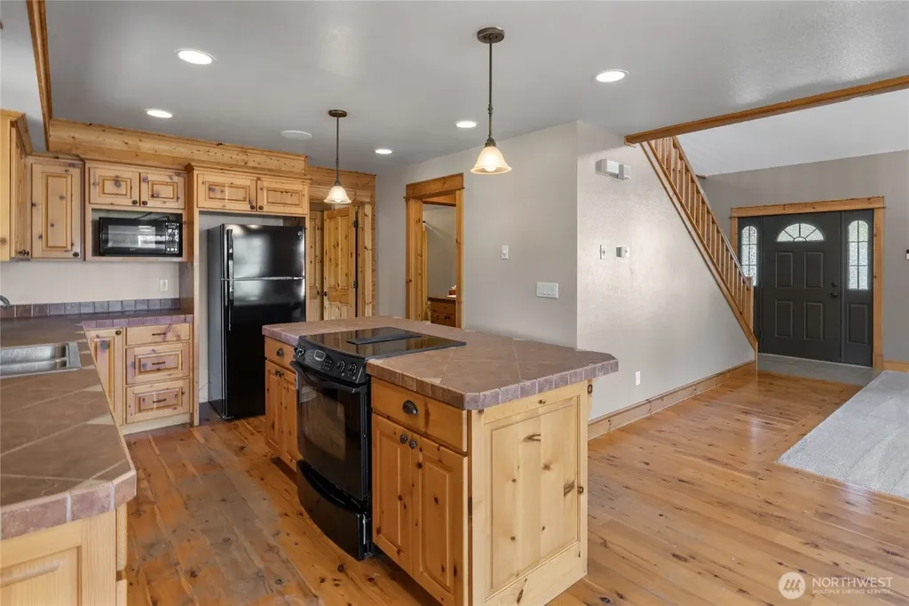 712 S A Street Roslyn WA 98941
