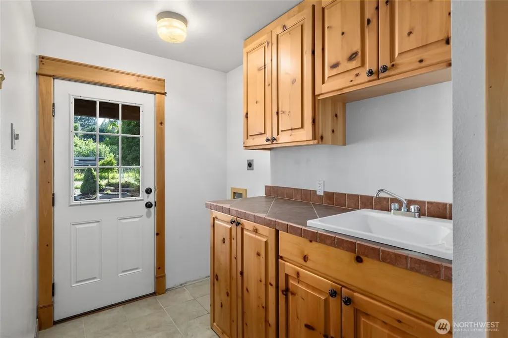 712 S A Street Roslyn WA 98941