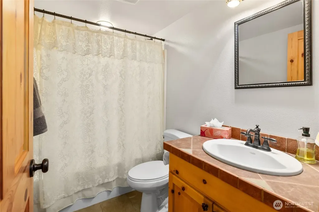 712 S A Street Roslyn WA 98941