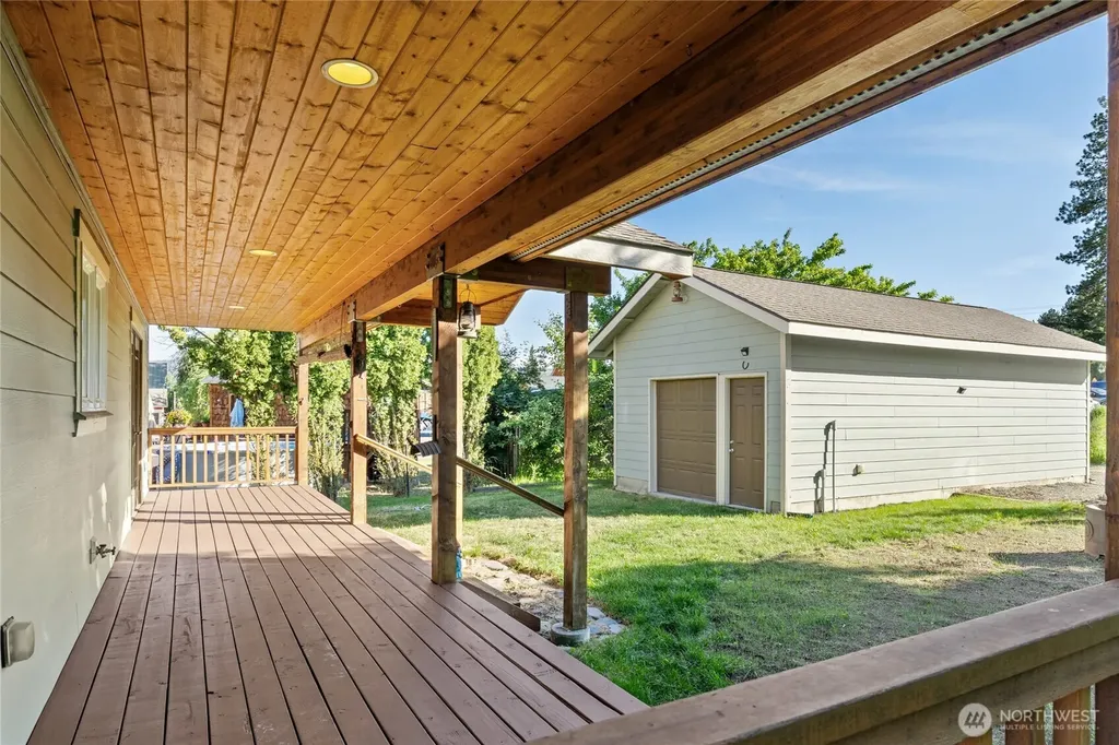 712 S A Street Roslyn WA 98941