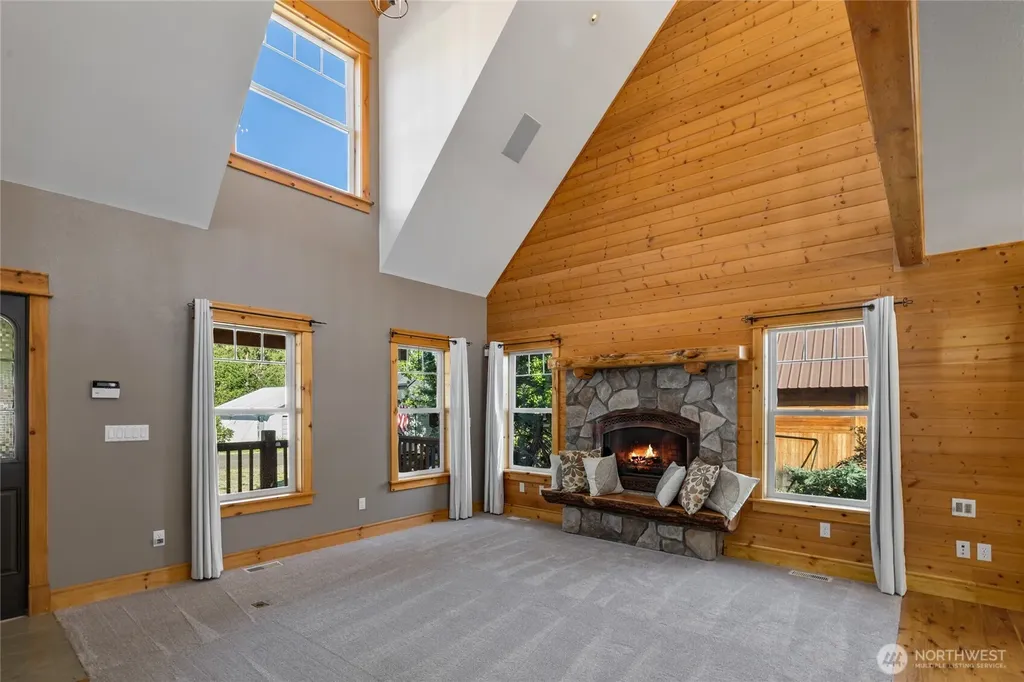 712 S A Street Roslyn WA 98941