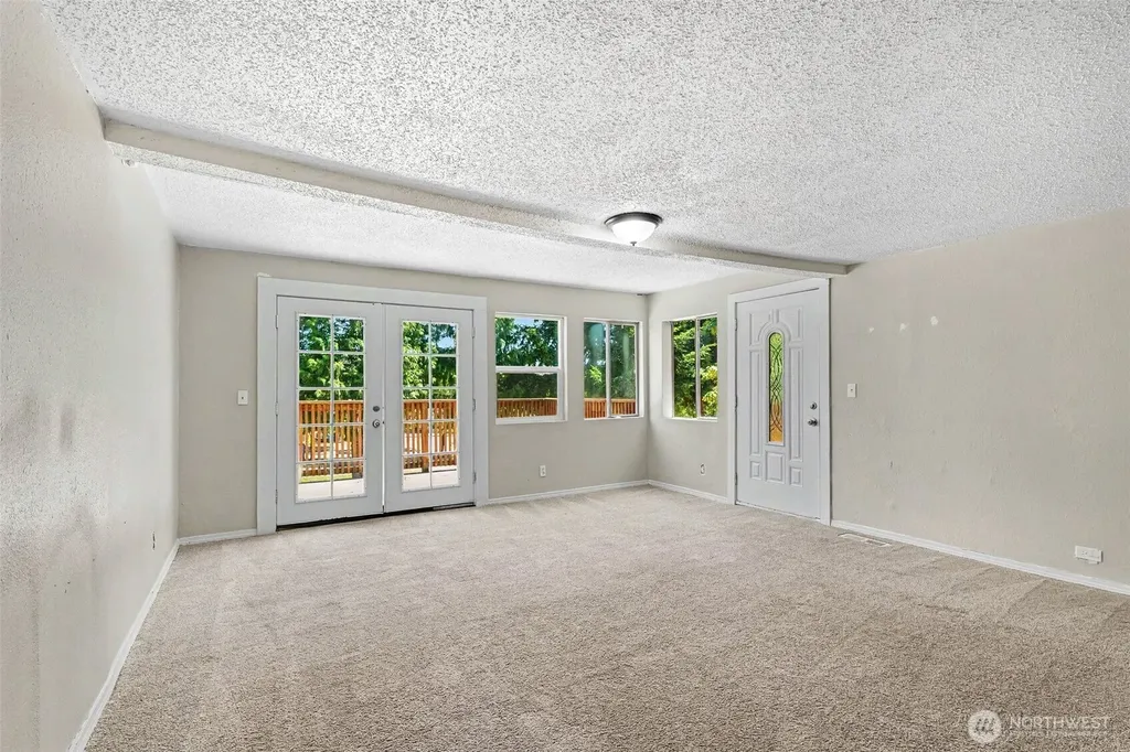 140 S Cambrian Avenue Bremerton WA 98312