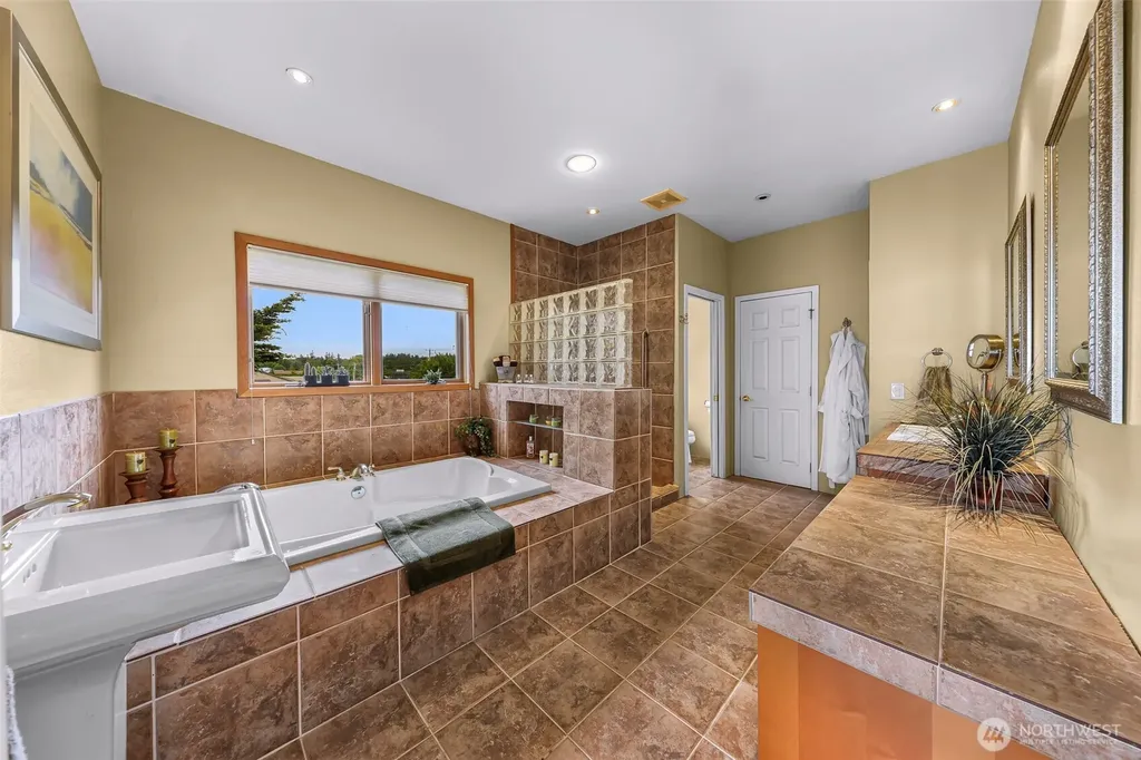 4517 Sucia Drive Ferndale WA 98248