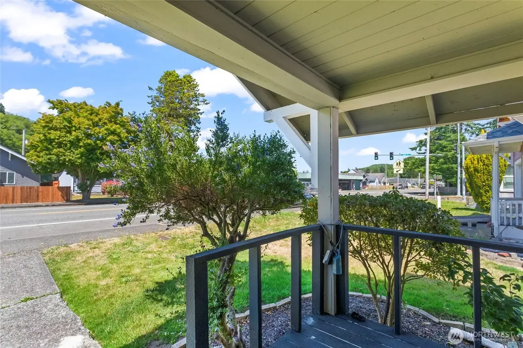 1120 Lincoln Street Hoquiam WA 98550