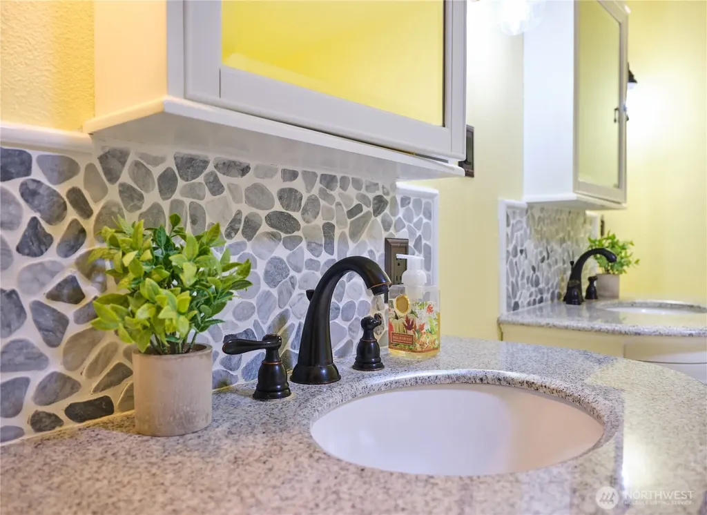 112 Powell Lane Gold Bar WA 98251
