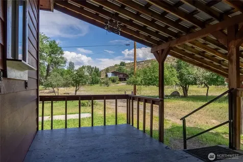 517 Lufkin Lane Winthrop WA 98862