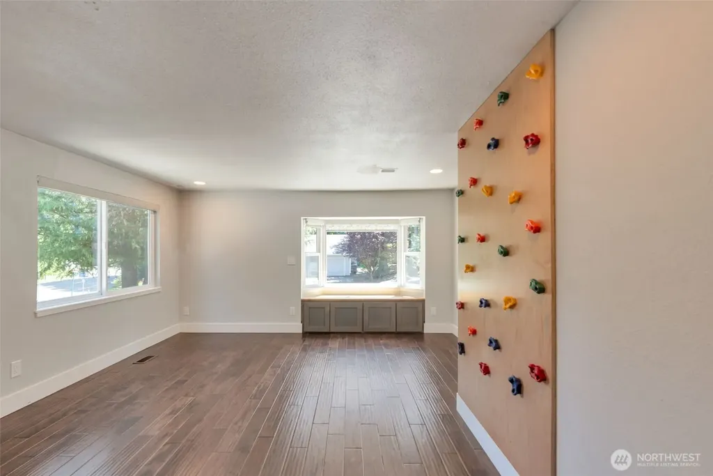 22826 NE 21st Place Sammamish WA 98074