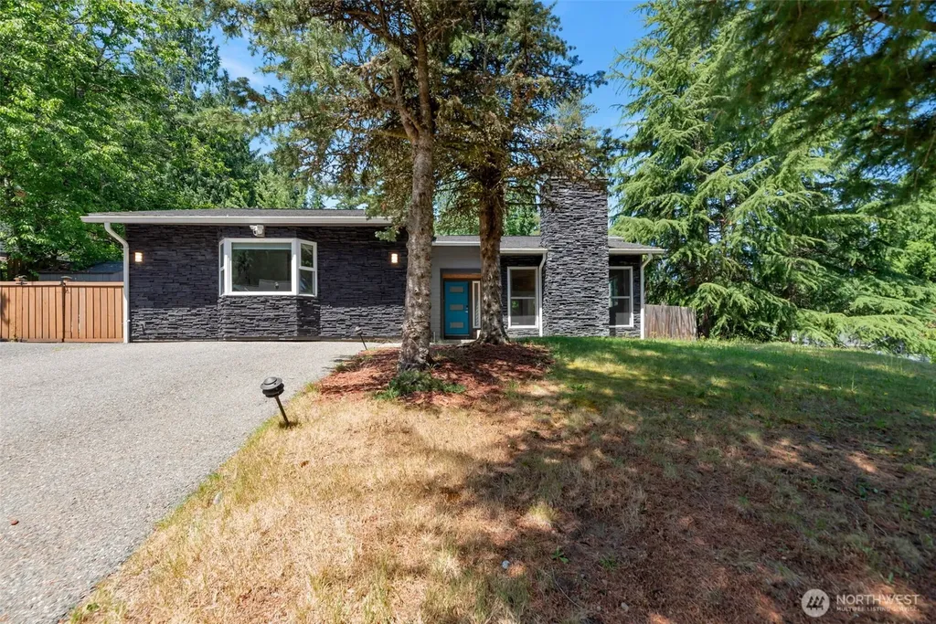 22826 NE 21st Place Sammamish WA 98074